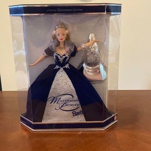 In box millennium princess Barbie happy new year 2000 keepsake
